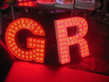 仙居LED发光字常见的安装误区。